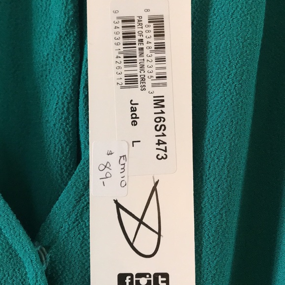 Dress - Picture 1 of 6